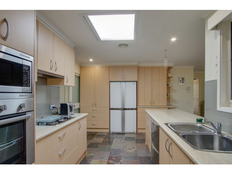 5 Bambil Court, Boronia VIC 3155