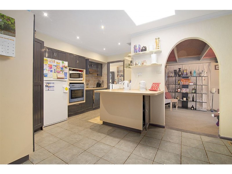 7 Russell Crescent, Boronia VIC 3155