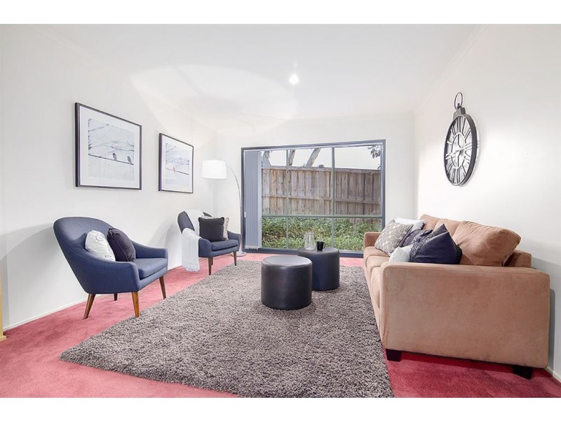 8 Pioneer Way, Kilsyth South VIC 3137