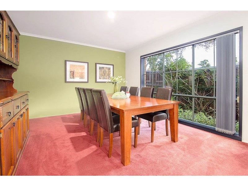 8 Pioneer Way, Kilsyth South VIC 3137