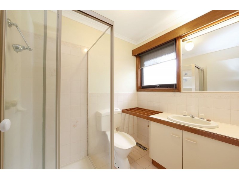 32 Norman Road, Croydon VIC 3136