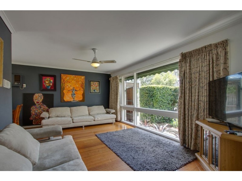 96 Farnham Road, Bayswater VIC 3153