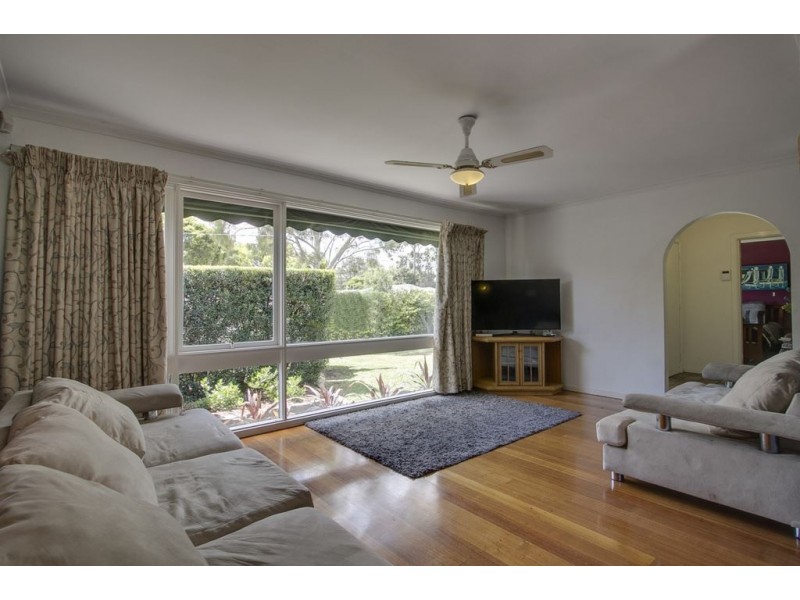 96 Farnham Road, Bayswater VIC 3153