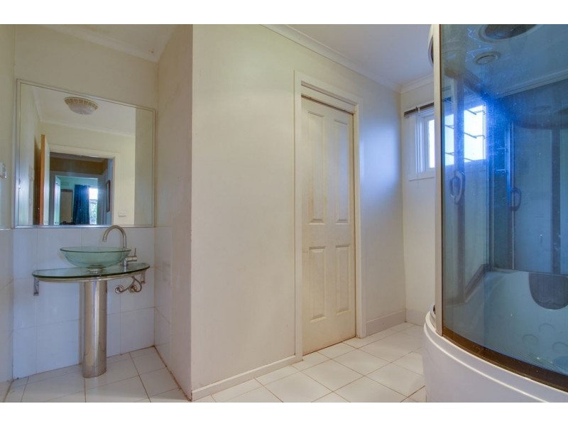 96 Farnham Road, Bayswater VIC 3153