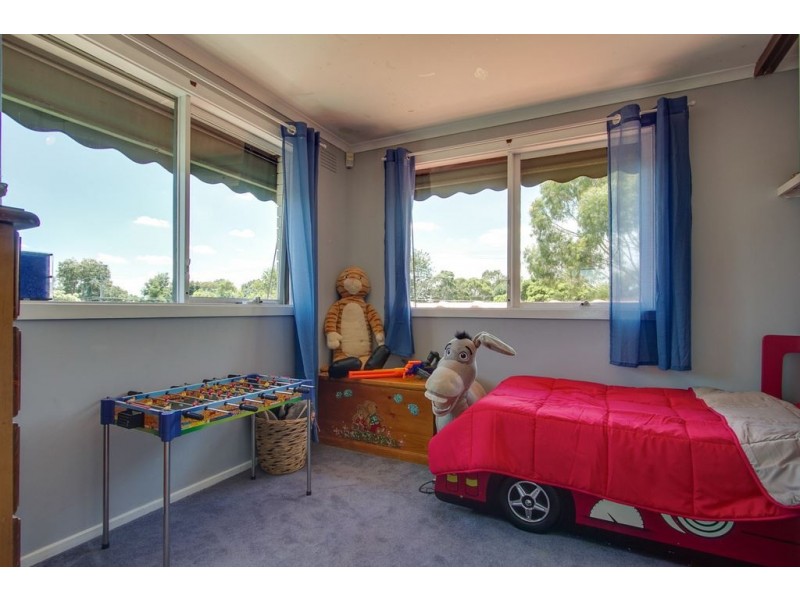 96 Farnham Road, Bayswater VIC 3153