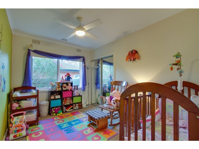 16 Glenfern Road, Ferntree Gully VIC 3156