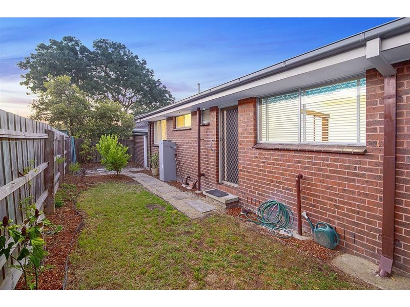 1/5 Violen Street, Bayswater VIC 3153