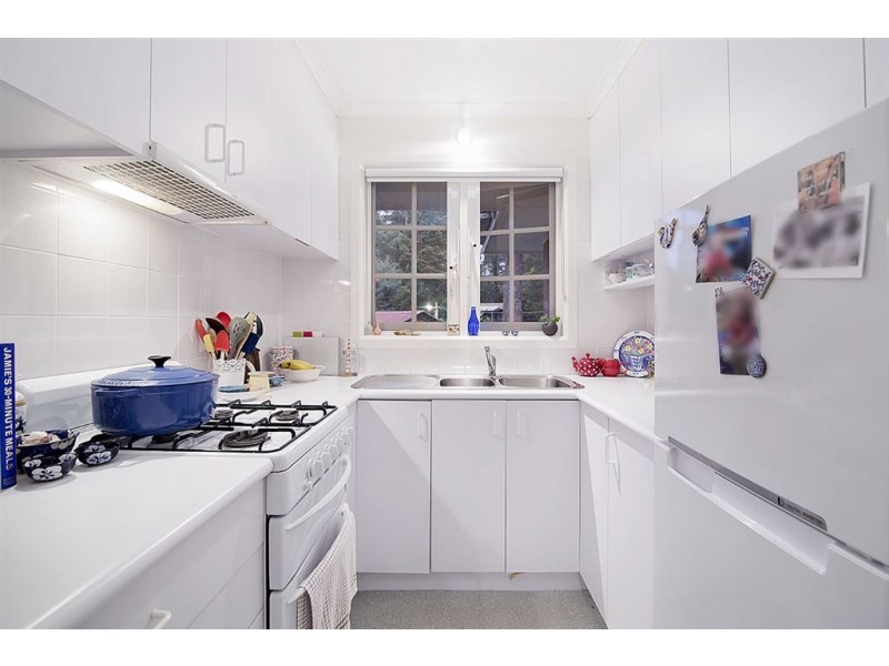 15 Myrtle Grove, Tecoma VIC 3160