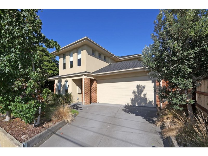 11 Mountainview Crescent, Seaford VIC 3198