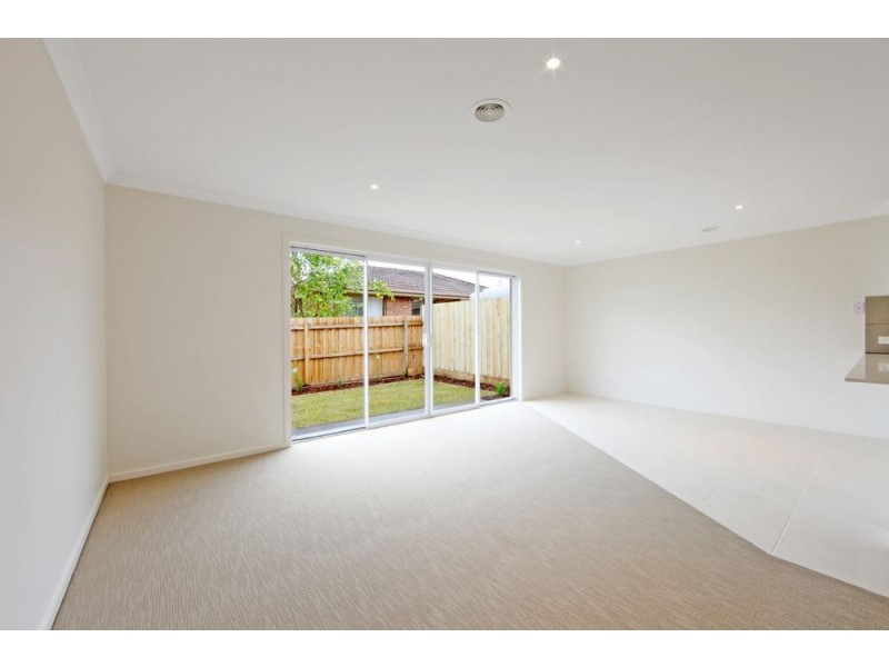 3/2 Tulip Crescent, Boronia VIC 3155