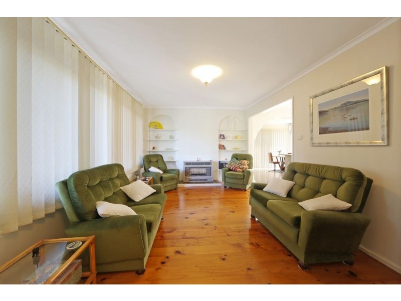 23 Glenfern Road, Ferntree Gully VIC 3156