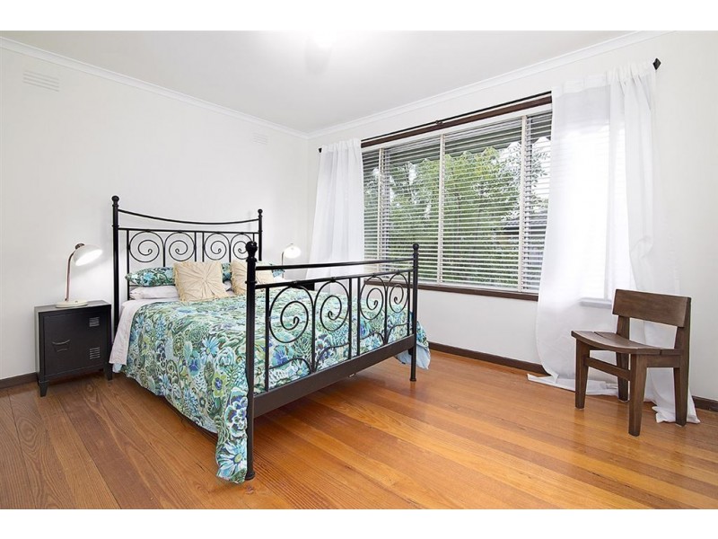 1/5 Violen Street, Bayswater VIC 3153