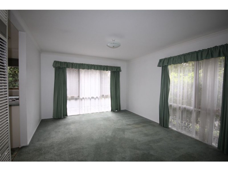 1/11 The Avenue, Ferntree Gully VIC 3156