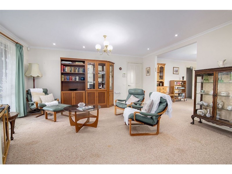 1/1A Simpson Road, Ferntree Gully VIC 3156