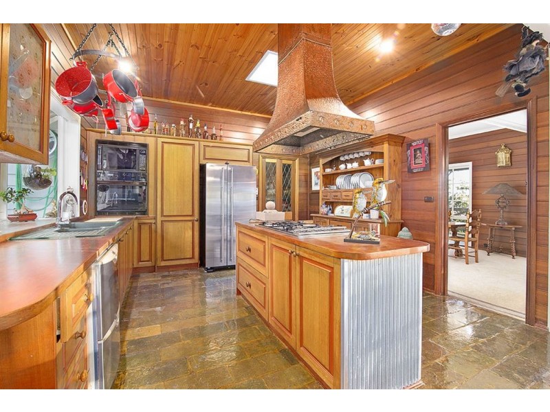 11 Ham Road, Ferny Creek VIC 3786