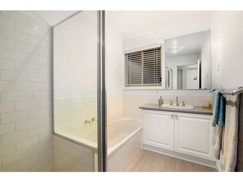 1 Shelly Avenue, Boronia VIC 3155