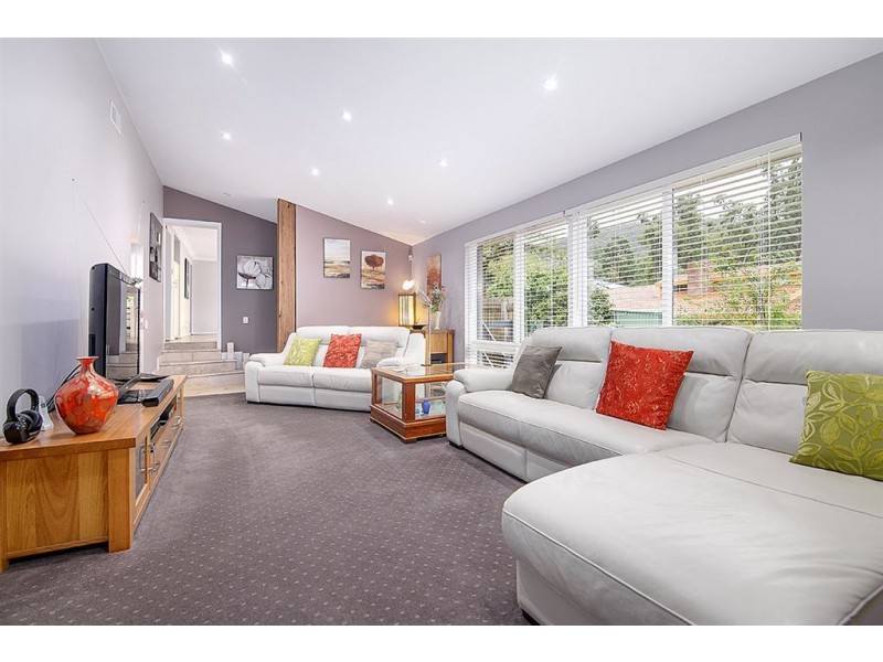 35 Augusta Road, The Basin VIC 3154