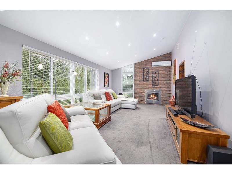 35 Augusta Road, The Basin VIC 3154