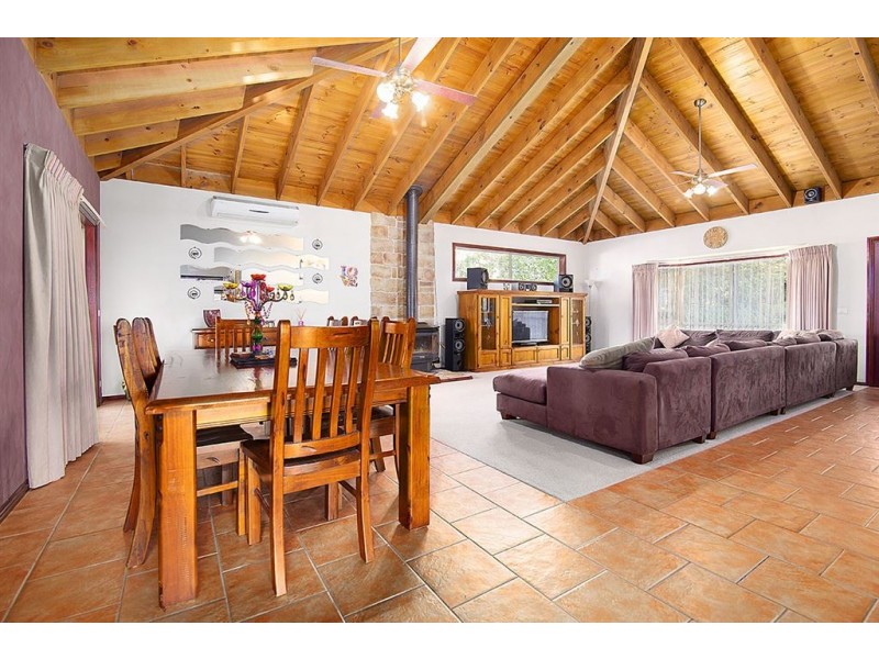 16 Arcadia Avenue, The Basin VIC 3154