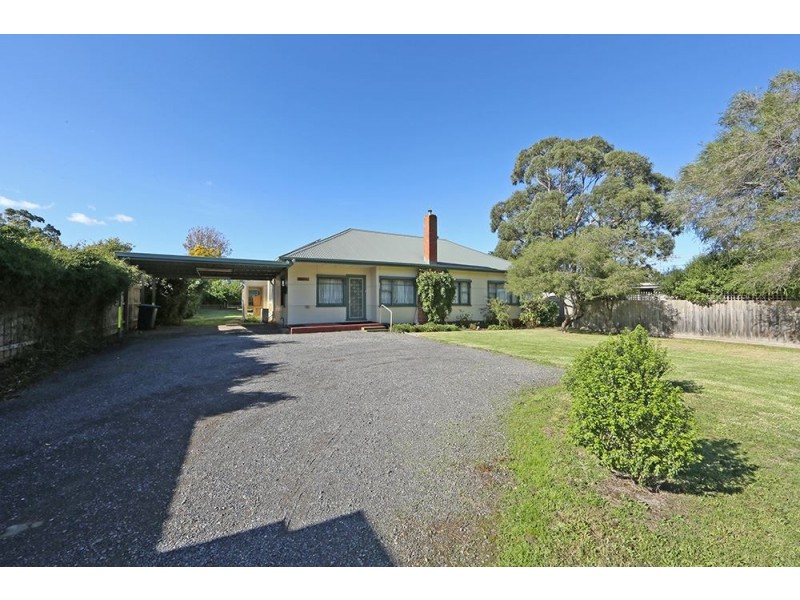 42 Burke Road, Ferntree Gully VIC 3156