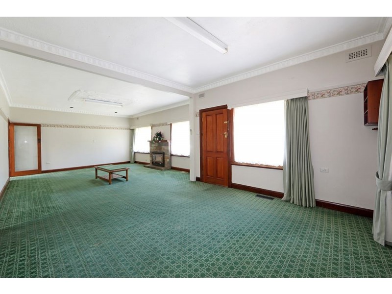 42 Burke Road, Ferntree Gully VIC 3156