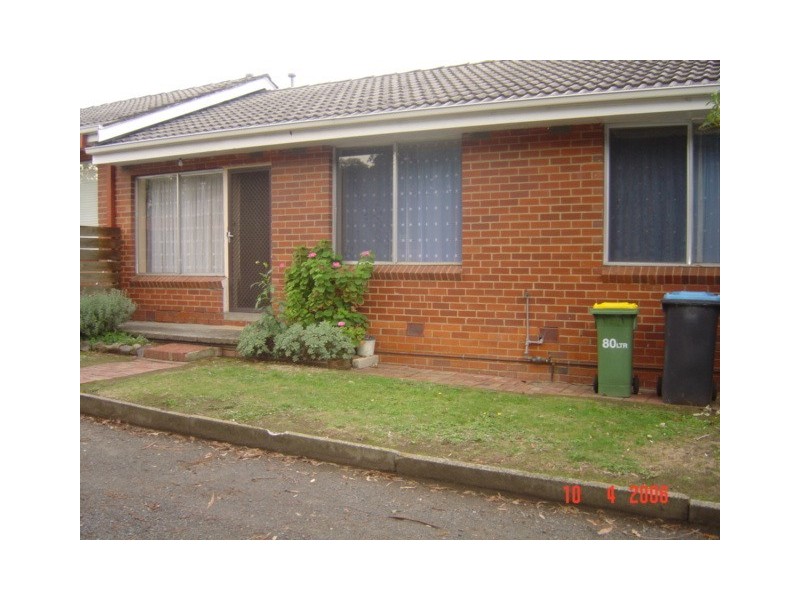 2/1 Bowen Street, Ferntree Gully VIC 3156