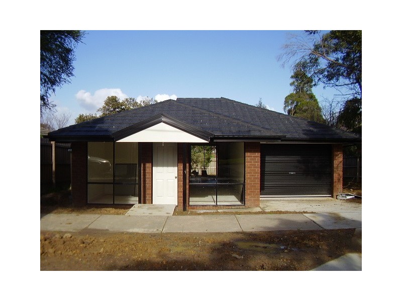 1A Brice Grove, Knoxfield VIC 3180