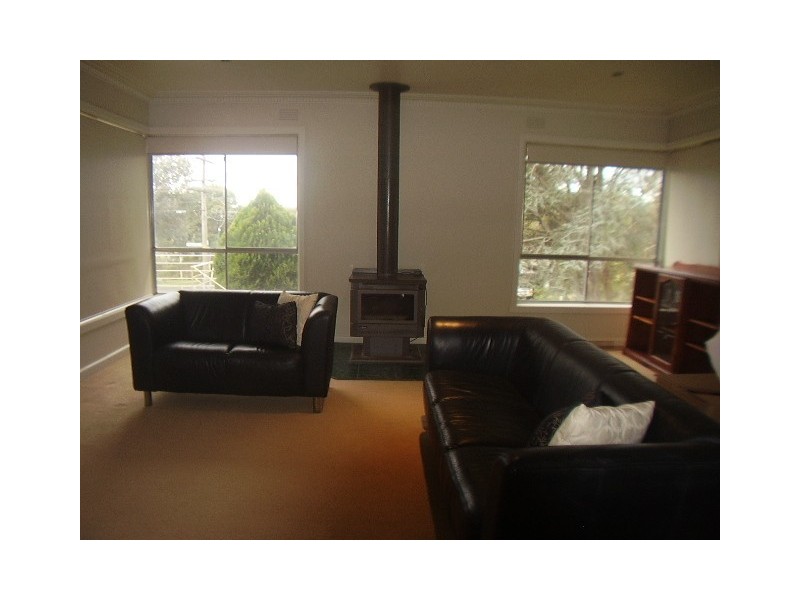 40 Mariana Avenue, Croydon VIC 3136