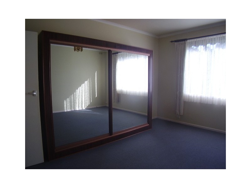 1/39 Edina Road, Ferntree Gully VIC 3156
