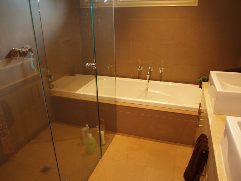 69 Geoffrey Drive, Kilsyth VIC 3137