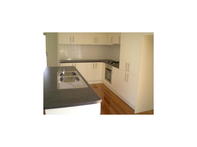 2/34 Paton Crescent, Boronia VIC 3155