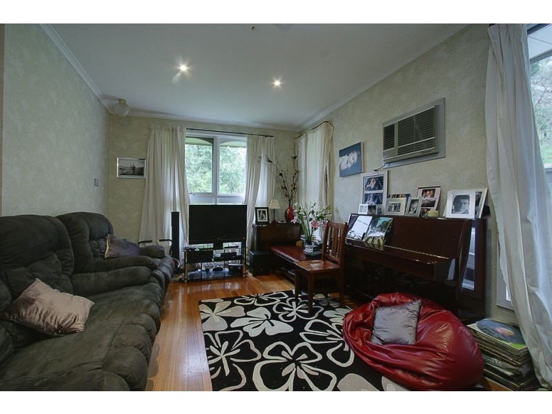 22 Rona Street, Ferntree Gully VIC 3156