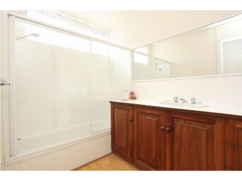 1/12 Rosella Avenue, Boronia VIC 3155