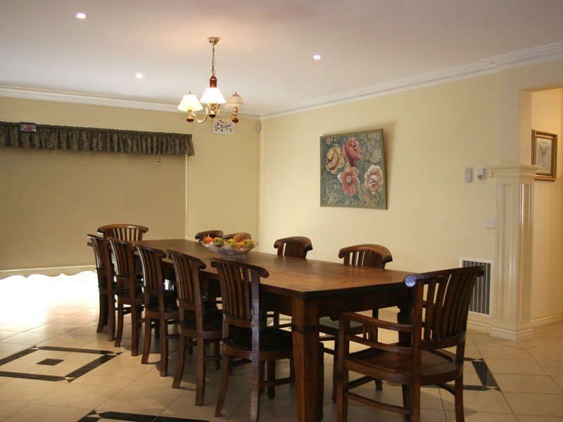 41 Bushmans Way, South Morang VIC 3752