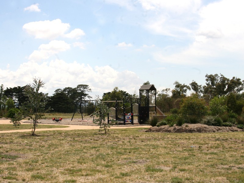 41 Bushmans Way, South Morang VIC 3752