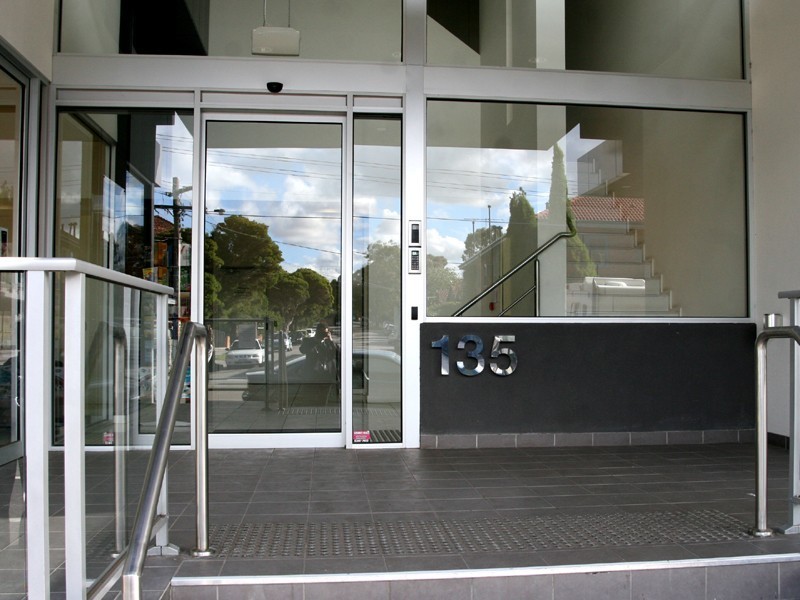 112/135 Inkerman Street, St Kilda East VIC 3183