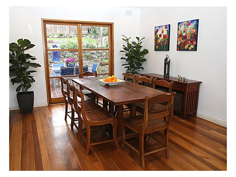 141 Karingal Drive, Greensborough VIC 3088