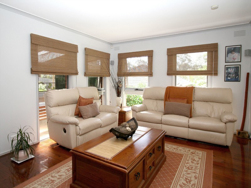 14 Paraweena Court, Greensborough VIC 3088