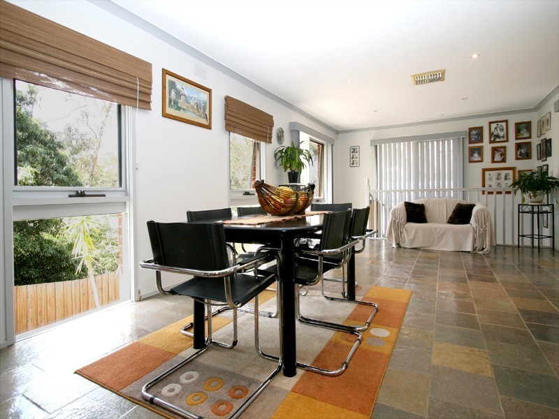 14 Paraweena Court, Greensborough VIC 3088
