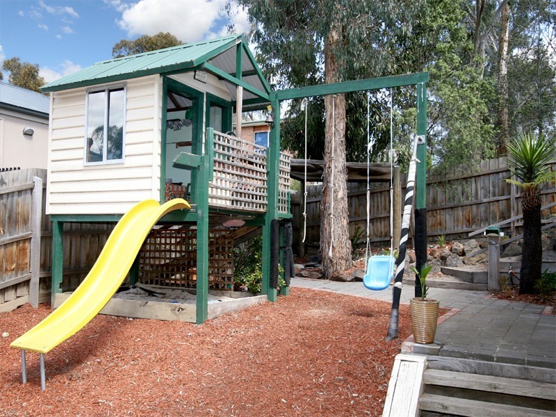 14 Paraweena Court, Greensborough VIC 3088