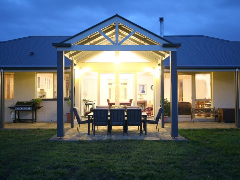 225 Garden Hill Court, Kangaroo Ground VIC 3097