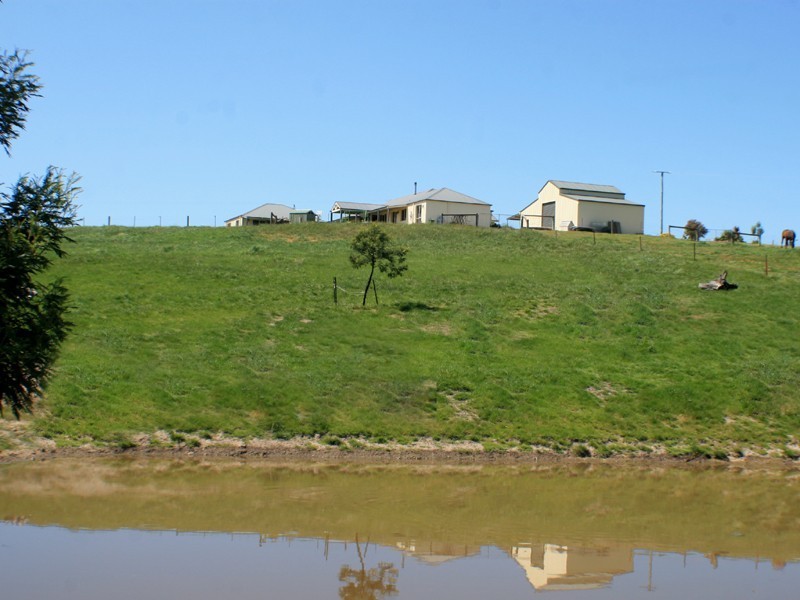 225 Garden Hill Court, Kangaroo Ground VIC 3097