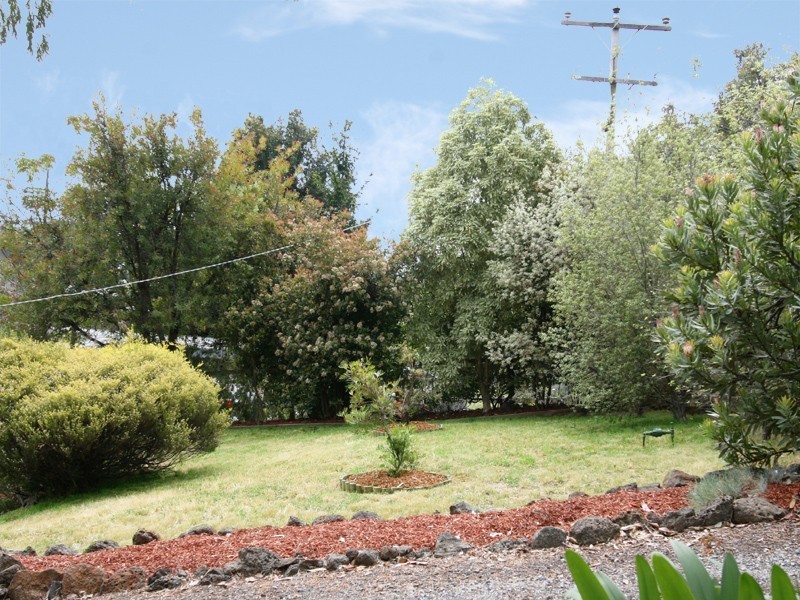 23 Church Road, Panton Hill VIC 3759