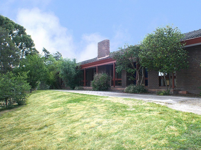 17 View Road, Lower Plenty VIC 3093