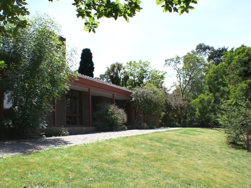 17 View Road, Lower Plenty VIC 3093