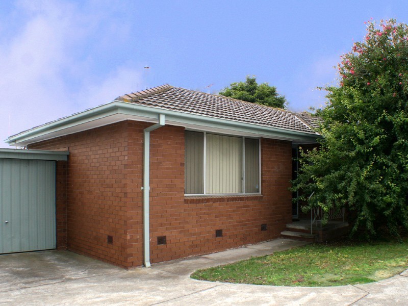 2/15 Cooley Avenue, Macleod VIC 3085