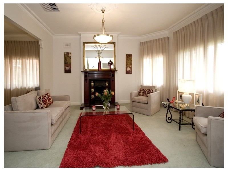 10 Nimary Court, Eltham North VIC 3095