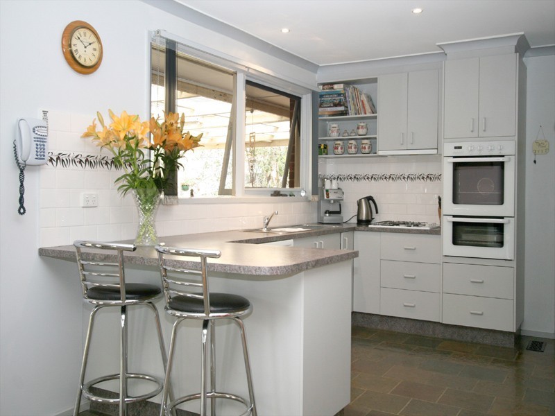 14 Paraweena Court, Greensborough VIC 3088