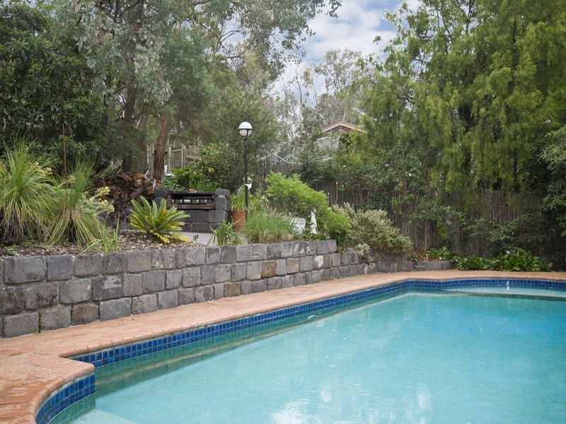7 Baringa Place, Eltham VIC 3095