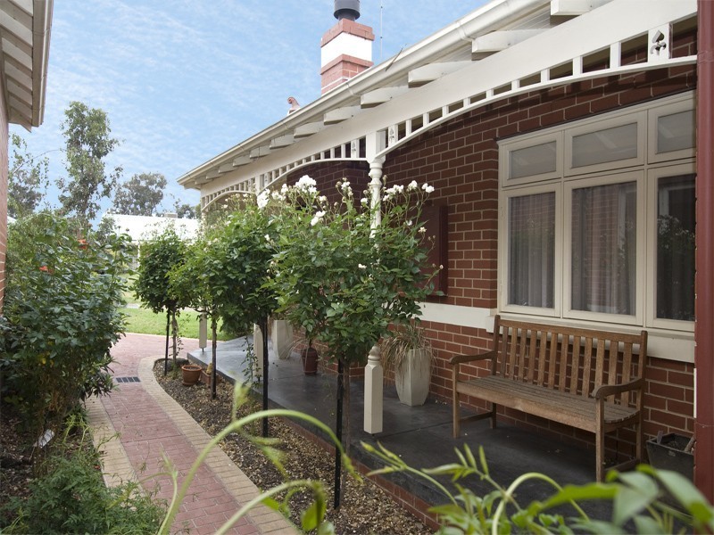 10 Nimary Court, Eltham North VIC 3095